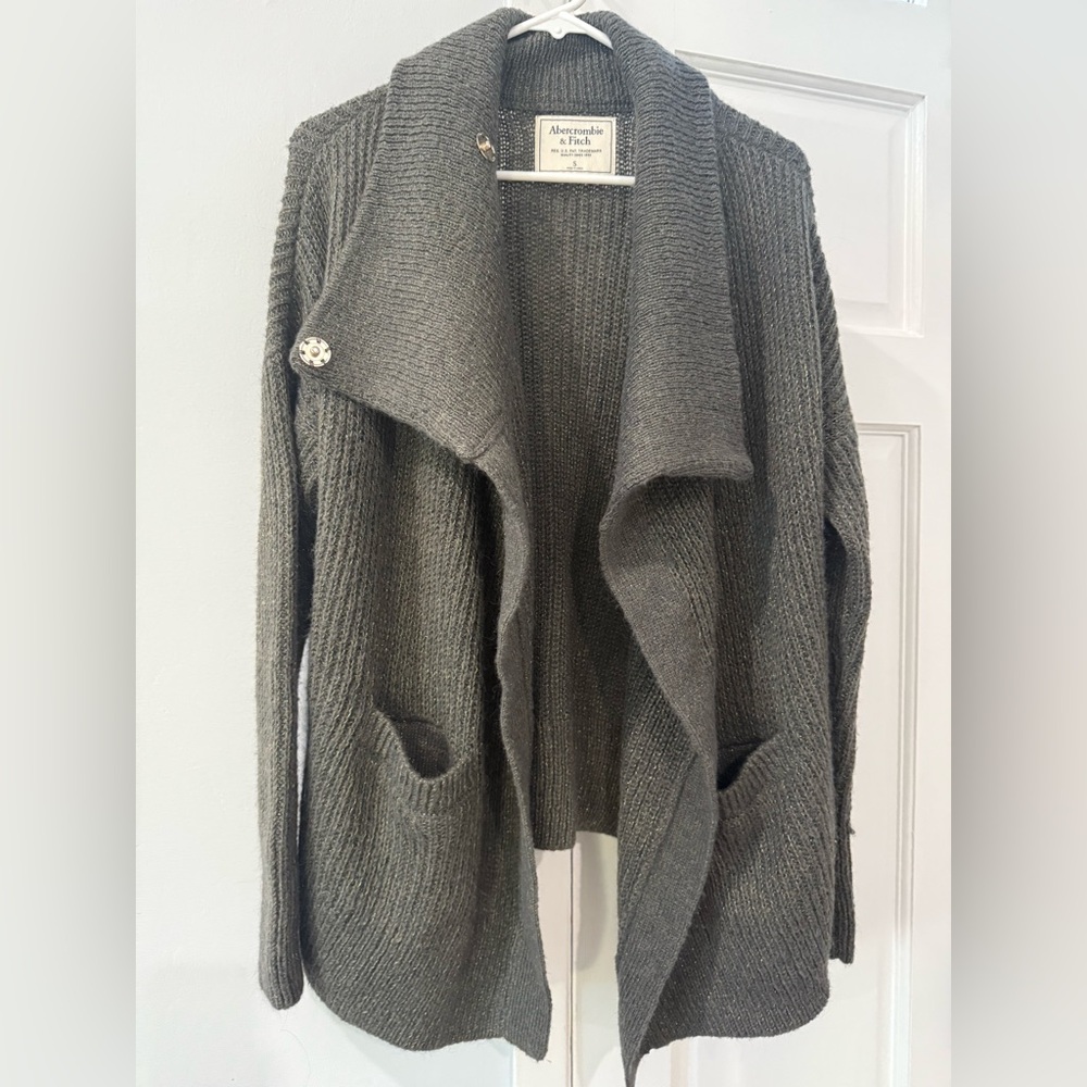 Abercrombie & Fitch Olive Cardigan